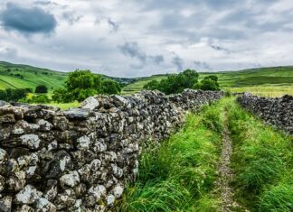 Z czego Anglia jest bogata? Z czego Anglia jest bogata?
