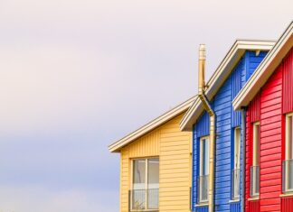 Z czego buduje się domy w USA?