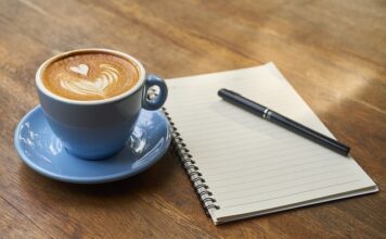 Czy kawa w samolocie jest za darmo?