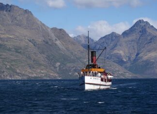 Ile zarabia się w wojsku?