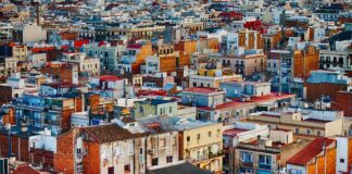 W jakim niemieckim mieście mieszka najwięcej Polaków?