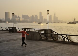 Czy wodą jest za darmo w samolocie?