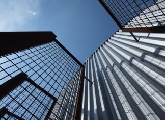 Ile godzin tygodniowo pracuje się w USA?