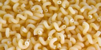 Czy można pastę do zębów do samolotu?