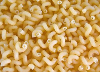 Czy można pastę do zębów do samolotu?