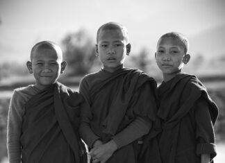 Kiedy rodzi się więcej chłopców?