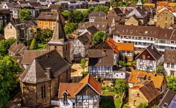 Kogo w grupie mają Niemcy?