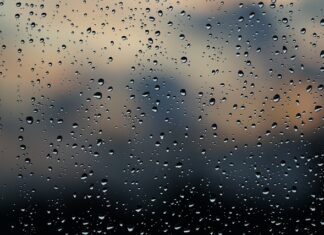 Co się stanie jak pęknie szyba w samolocie?