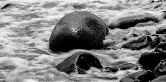 Ile LOT miał wypadków?