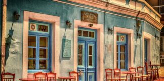 Czego nie wypada robić w Grecji?